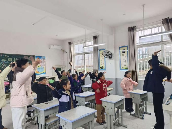 79e8fb9a2187d66db8c17ecf4a17edc9